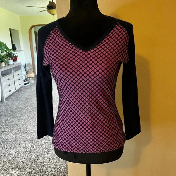 Saks Fifth Avenue lightweight sweater - Picture 6 of 8